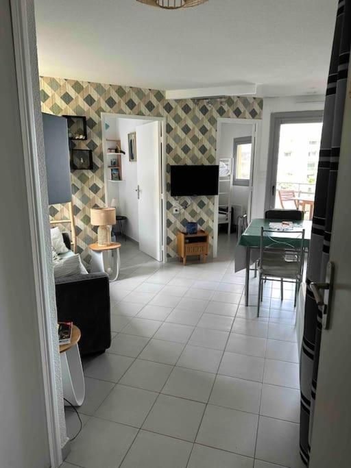 Appartement Face A La Mer Canet En Roussillon Extérieur photo